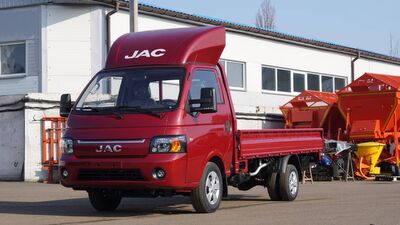 Бортовий автомобіль JAC N35